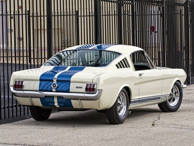 Ford Mustang foto 4