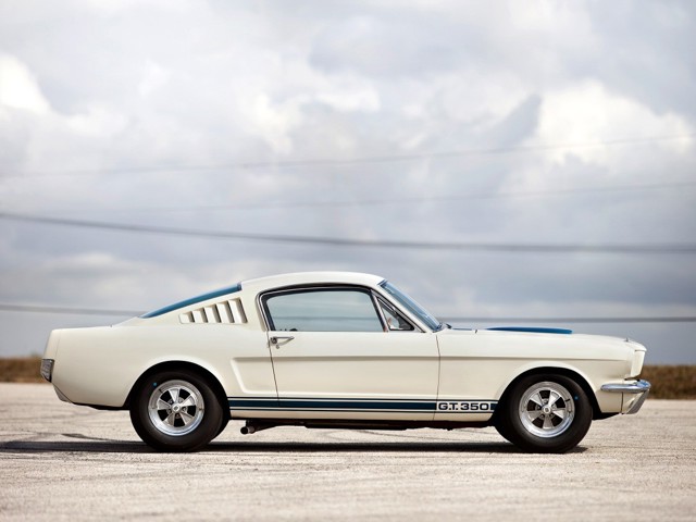 Ford Mustang foto 13