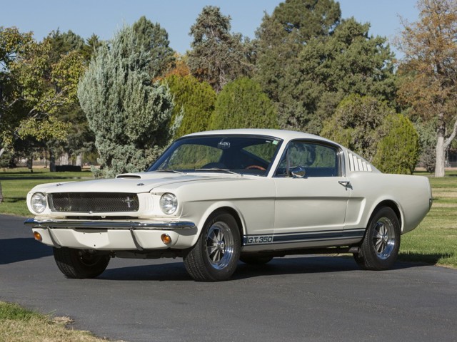 Ford Mustang foto 18