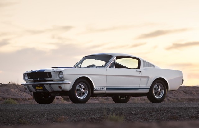 Ford Mustang foto 24