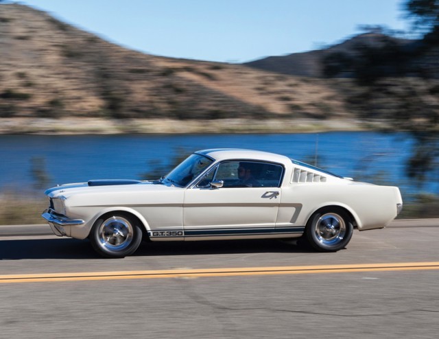 Ford Mustang foto 28