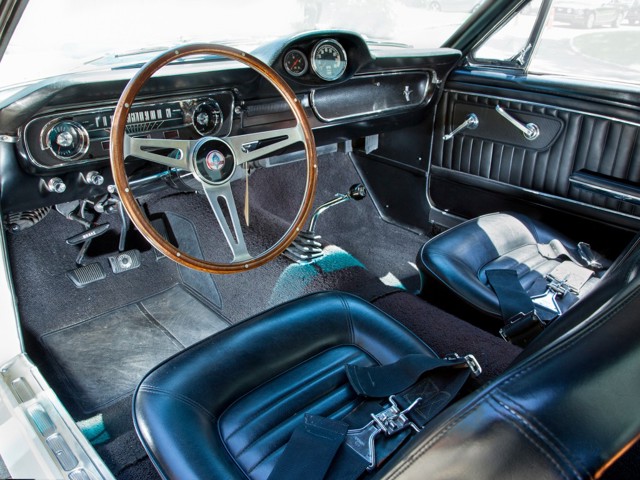 Ford Mustang foto 37