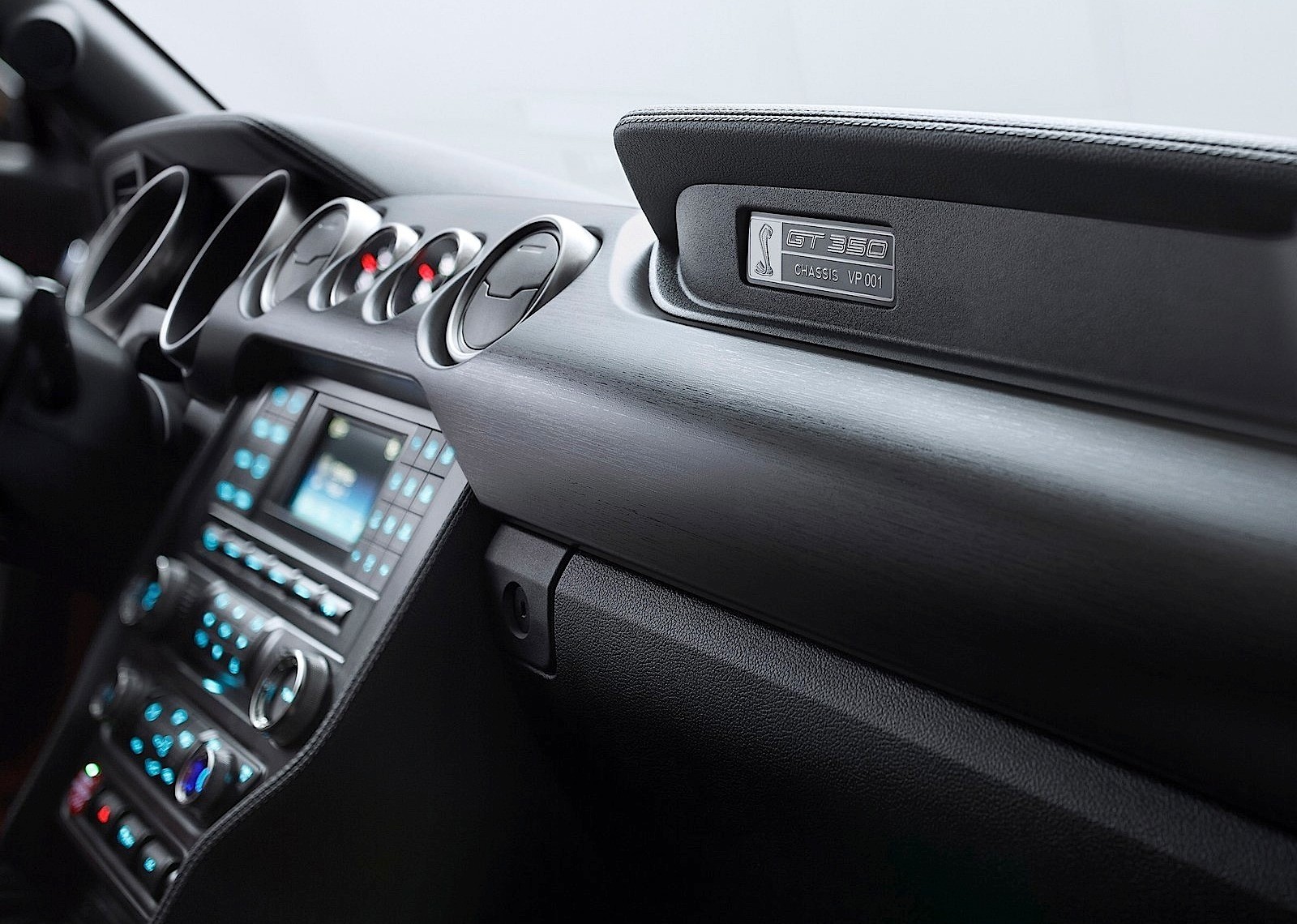 Ford Mustang photo 49