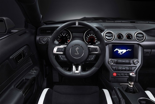 Ford Mustang Foto 18