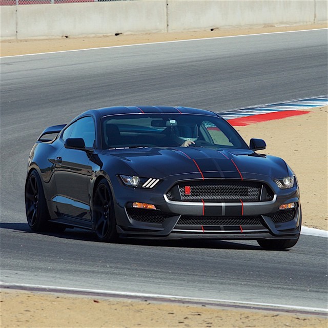 Ford Mustang Foto 5
