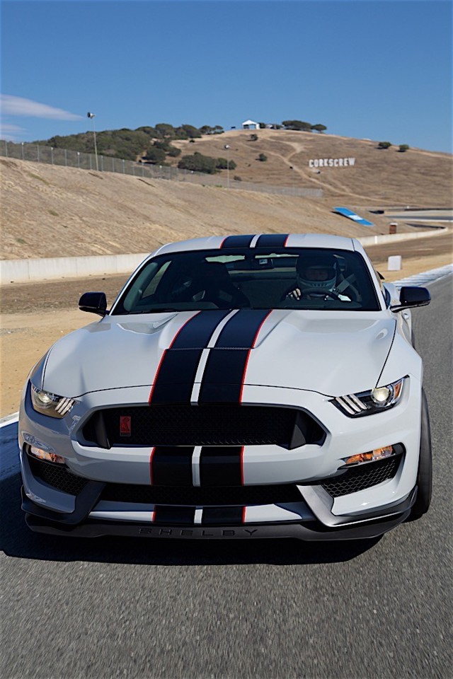 Ford Mustang Foto 14