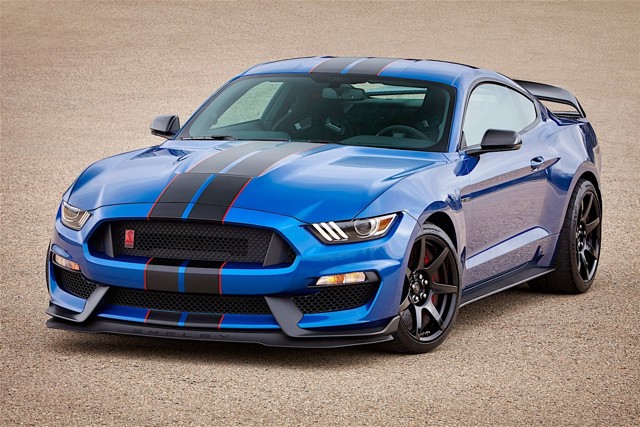 Ford Mustang Foto 1