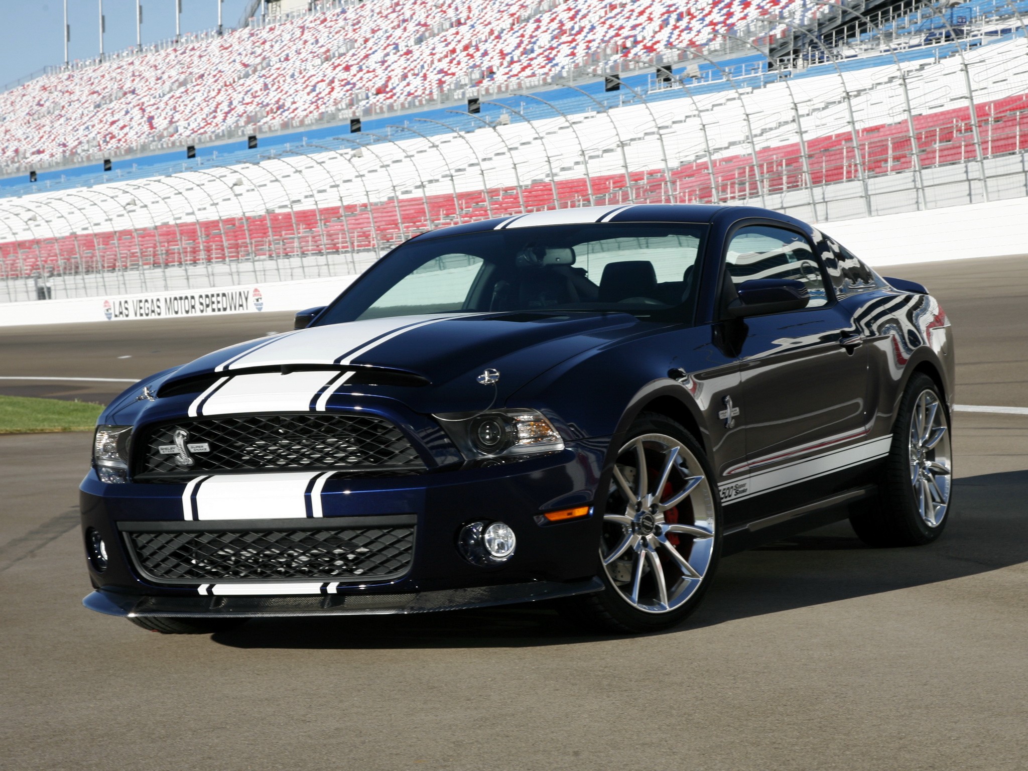 Ford Mustang photo 33