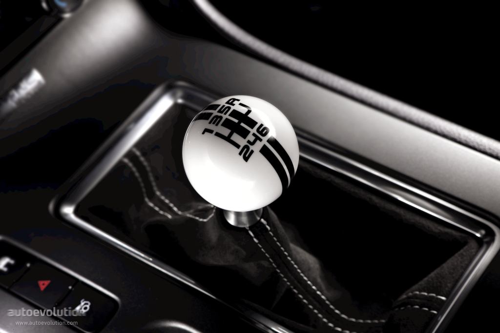 Ford Mustang photo 38