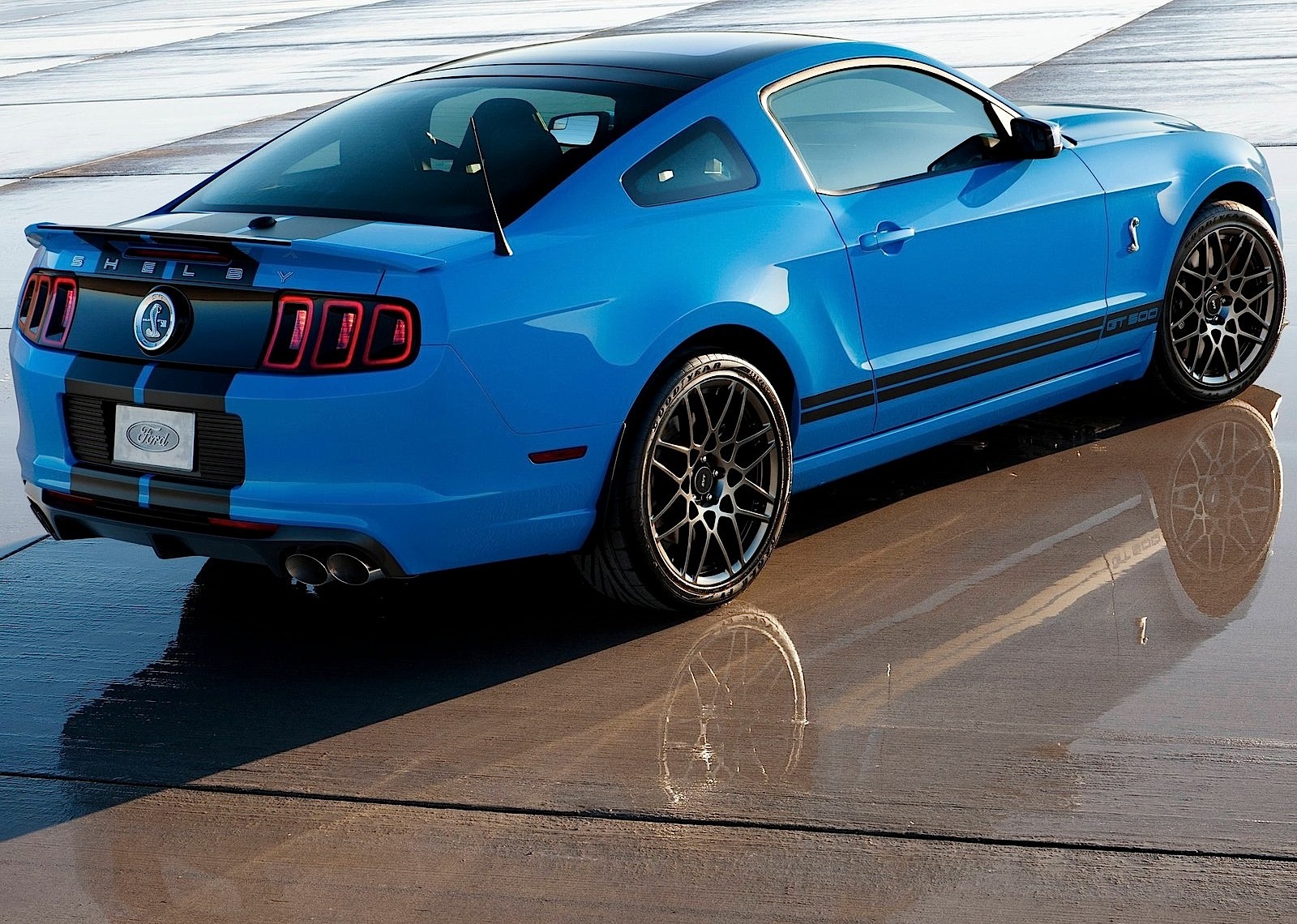 Ford Mustang photo 40