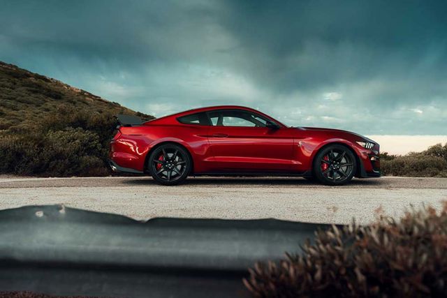 Ford Mustang foto 10