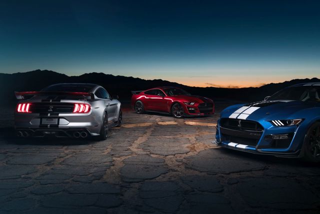 Ford Mustang foto 18
