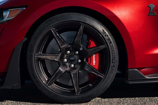 Ford Mustang foto 19