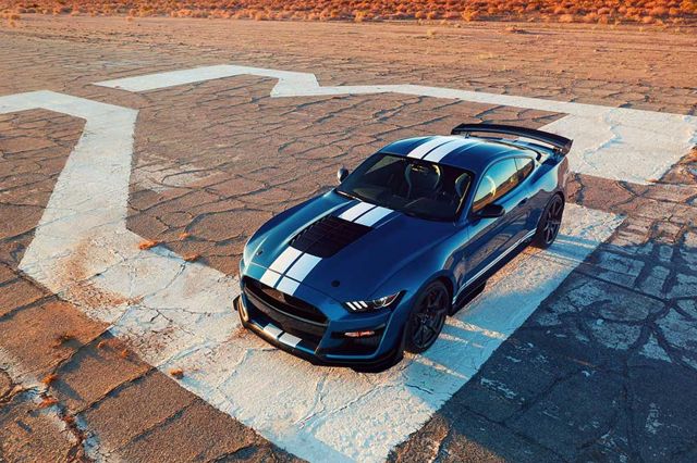 Ford Mustang foto 3