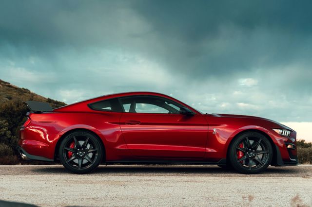 Ford Mustang foto 52