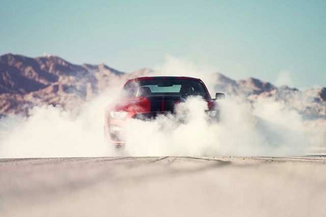 Ford Mustang foto 8