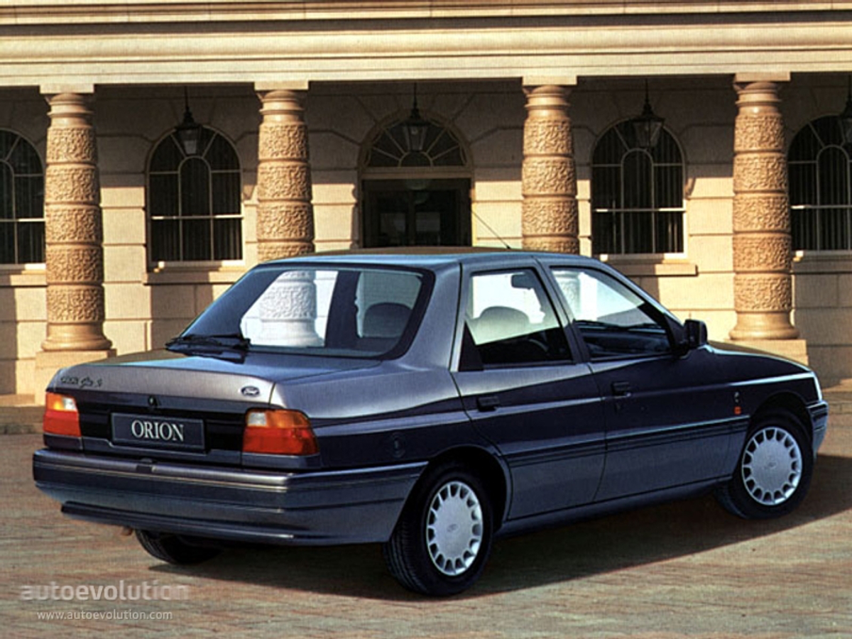 Ford FORD Orion 1.8i 5MT (105 HP)