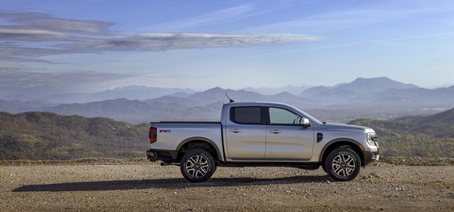 Ford Ranger Double Cab photo 3