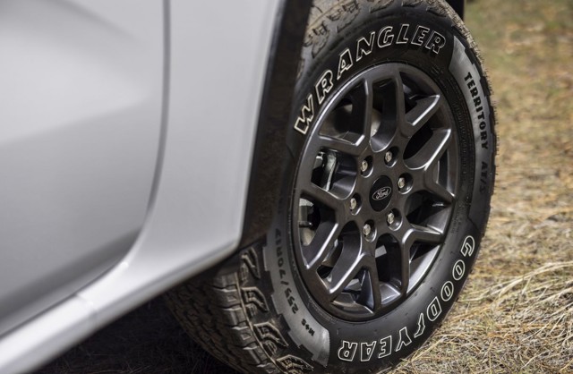 Ford Ranger Double Cab photo 16
