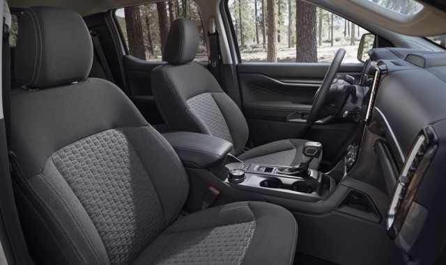 Ford Ranger Double Cab photo 27