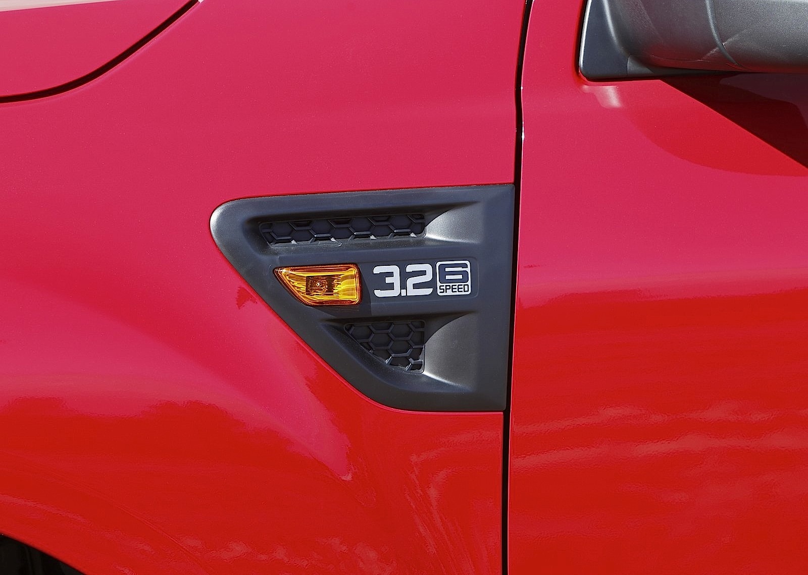 Ford Ranger Double Cab photo 10