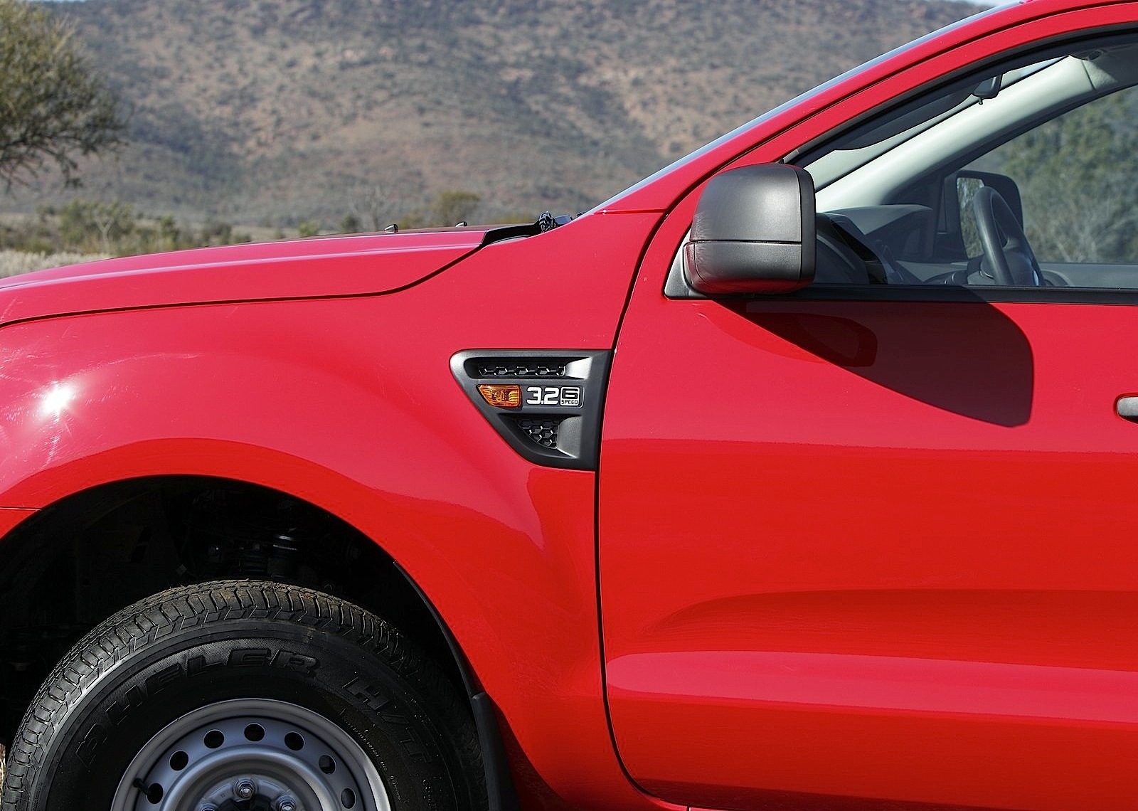Ford Ranger Double Cab photo 32
