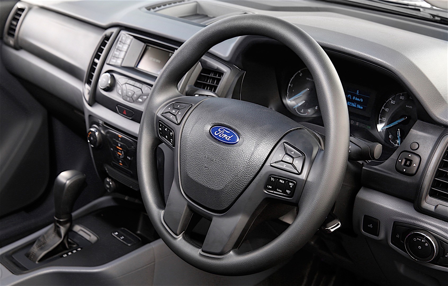 Ford Ranger Double Cab photo 90