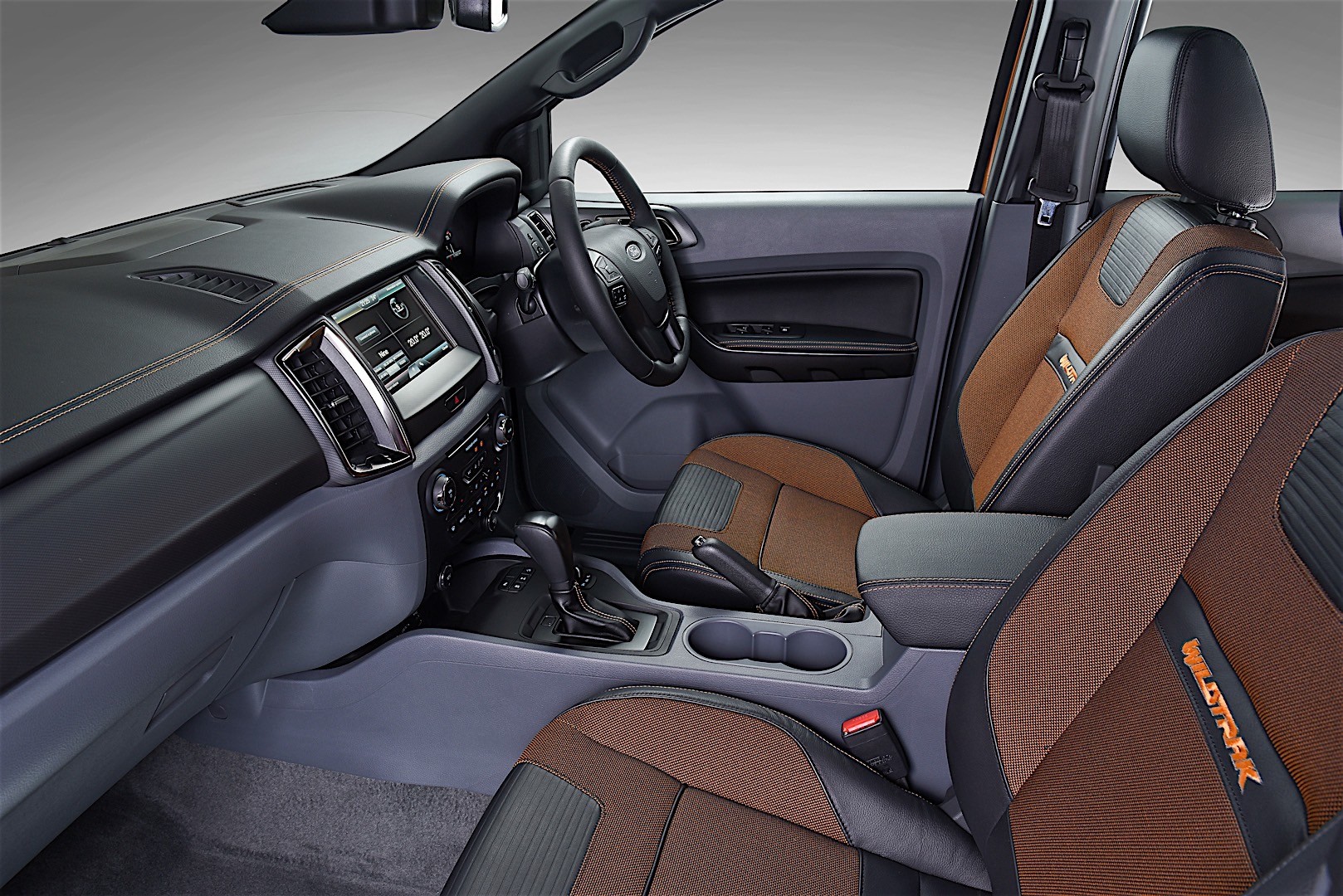 Ford Ranger Double Cab photo 99