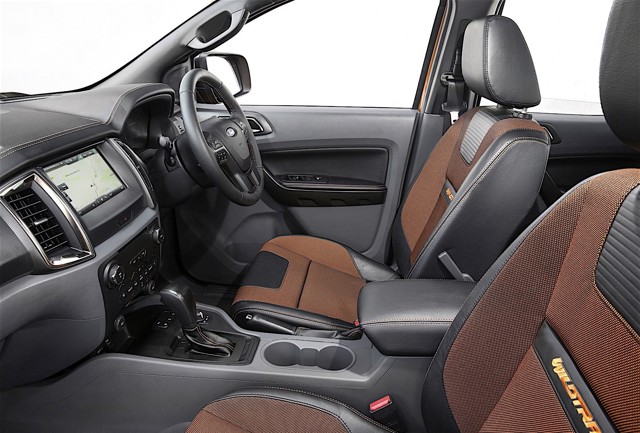 Ford Ranger Double Cab photo 104