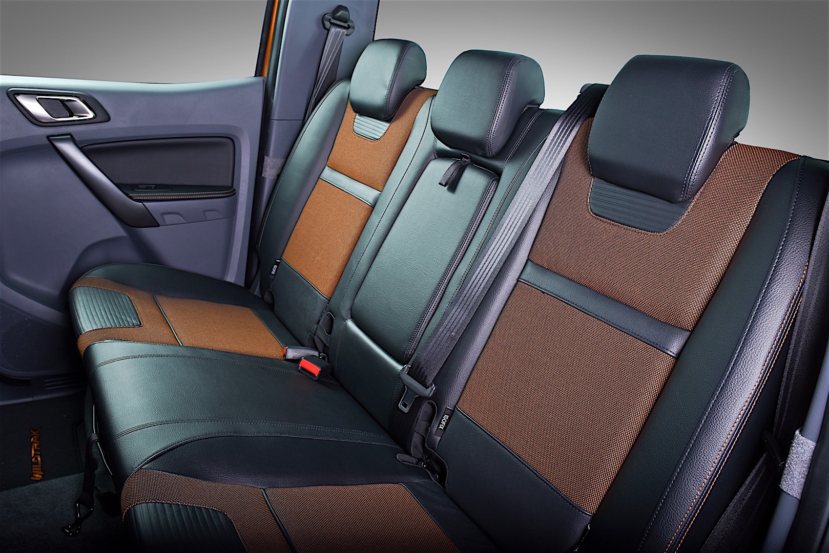 Ford Ranger Double Cab photo 105