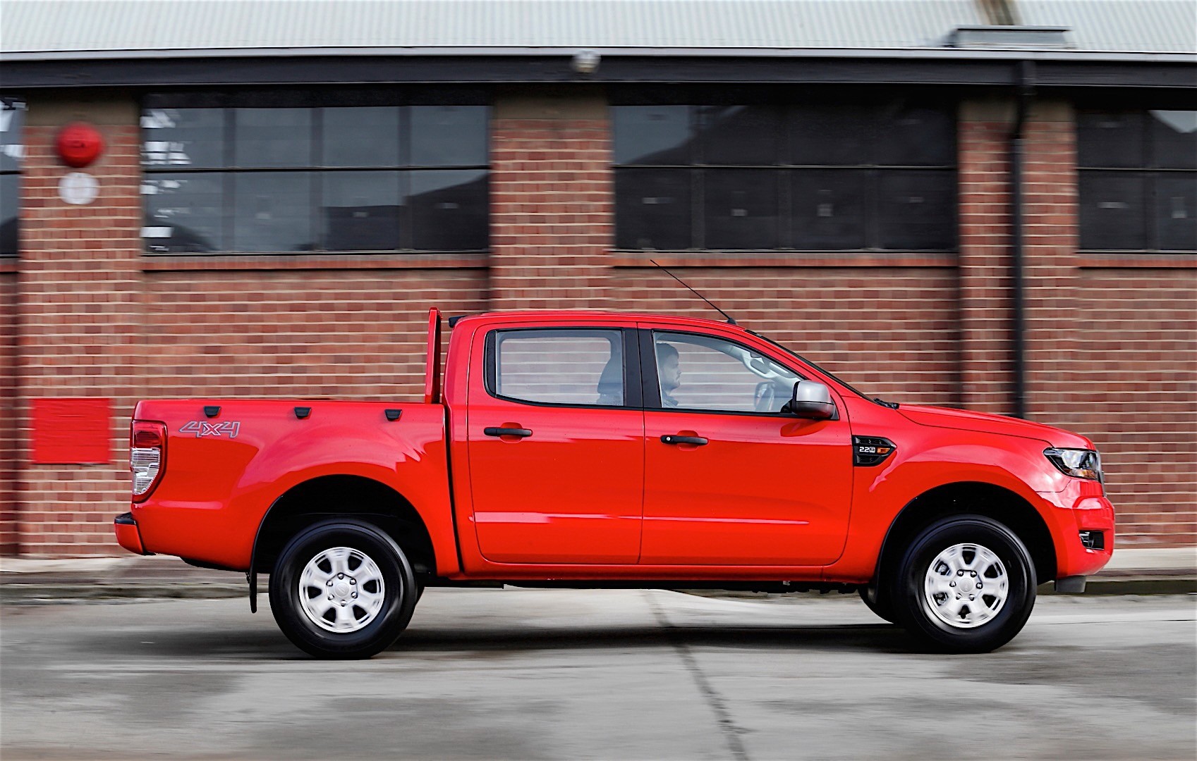 Ford Ranger Double Cab photo 27