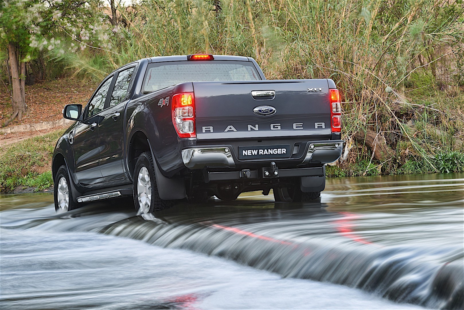 Ford Ranger Double Cab photo 32