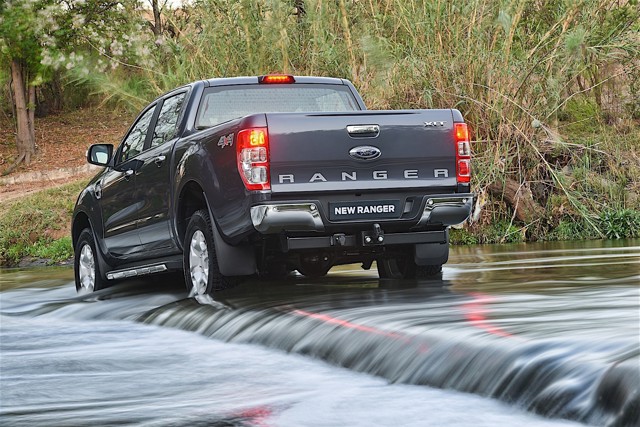 Ford Ranger Double Cab photo 32