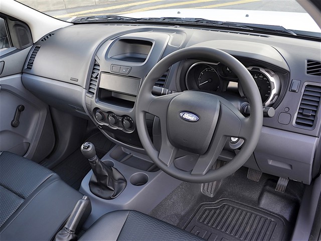 Ford Ranger Regular Cab foto 15