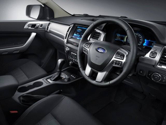 Ford Ranger Regular Cab photo 3