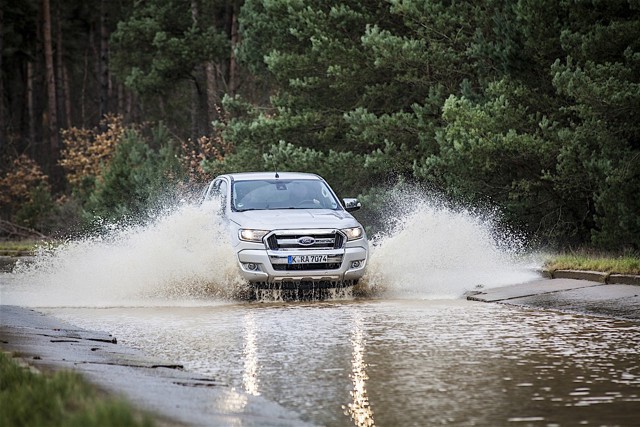 Ford Ranger Super Cab photo 6