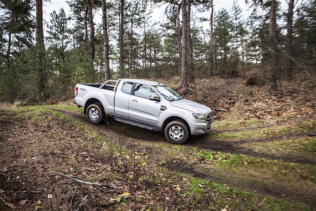 Ford Ranger Super Cab photo 11
