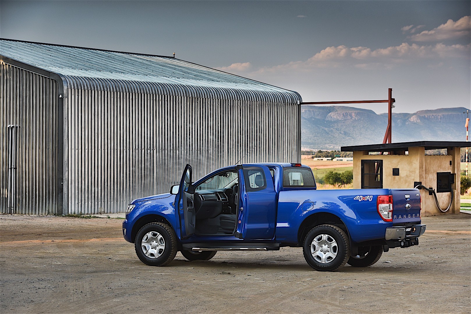 Ford Ranger Super Cab photo 15