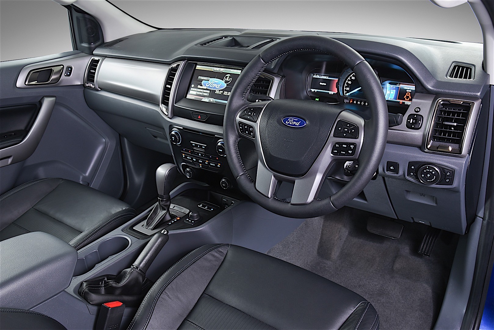 Ford Ranger Super Cab photo 31