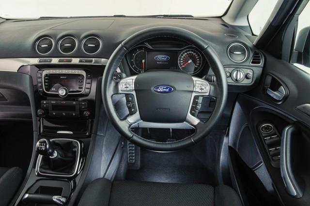 Ford S-Max photo 50