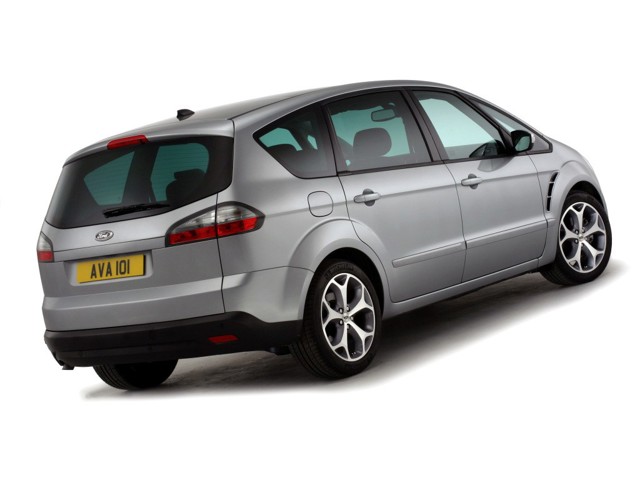 Ford S-Max photo 20