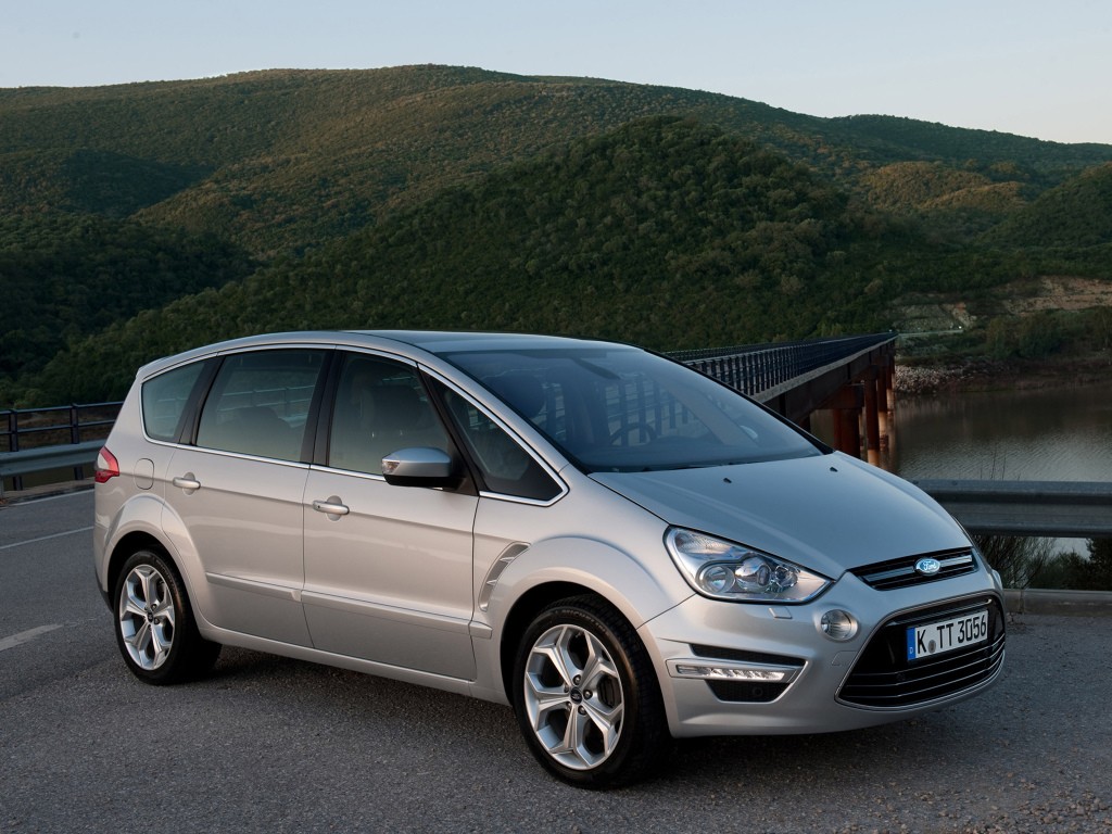 Ford S-Max photo 30