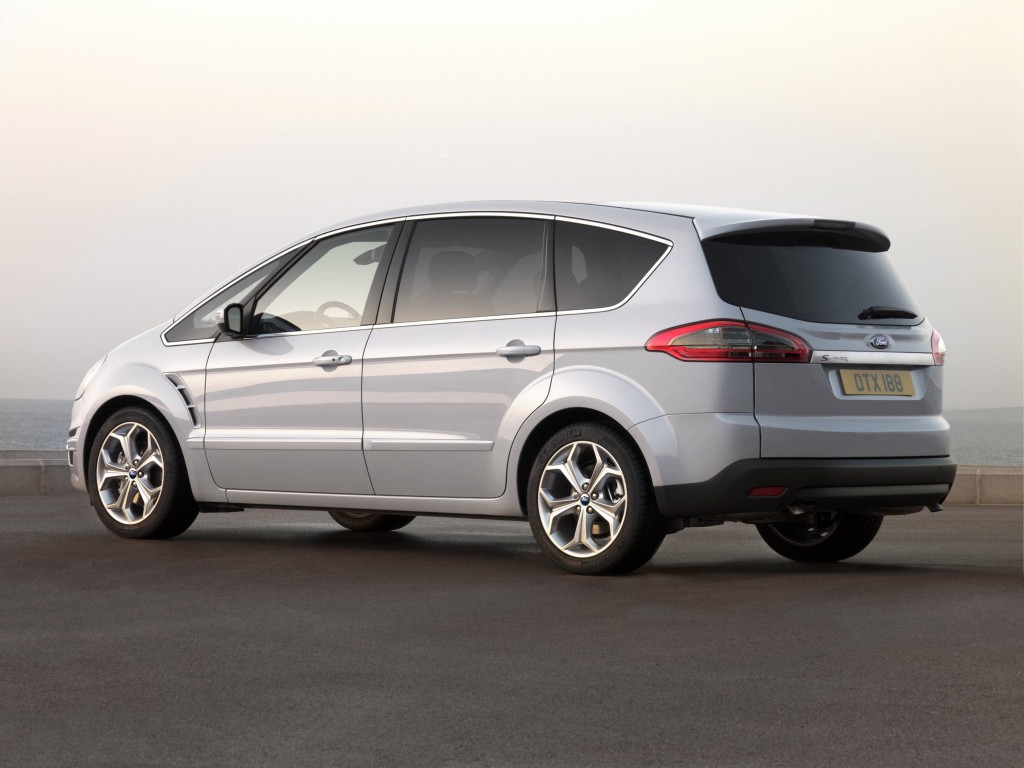 Ford S-Max photo 35