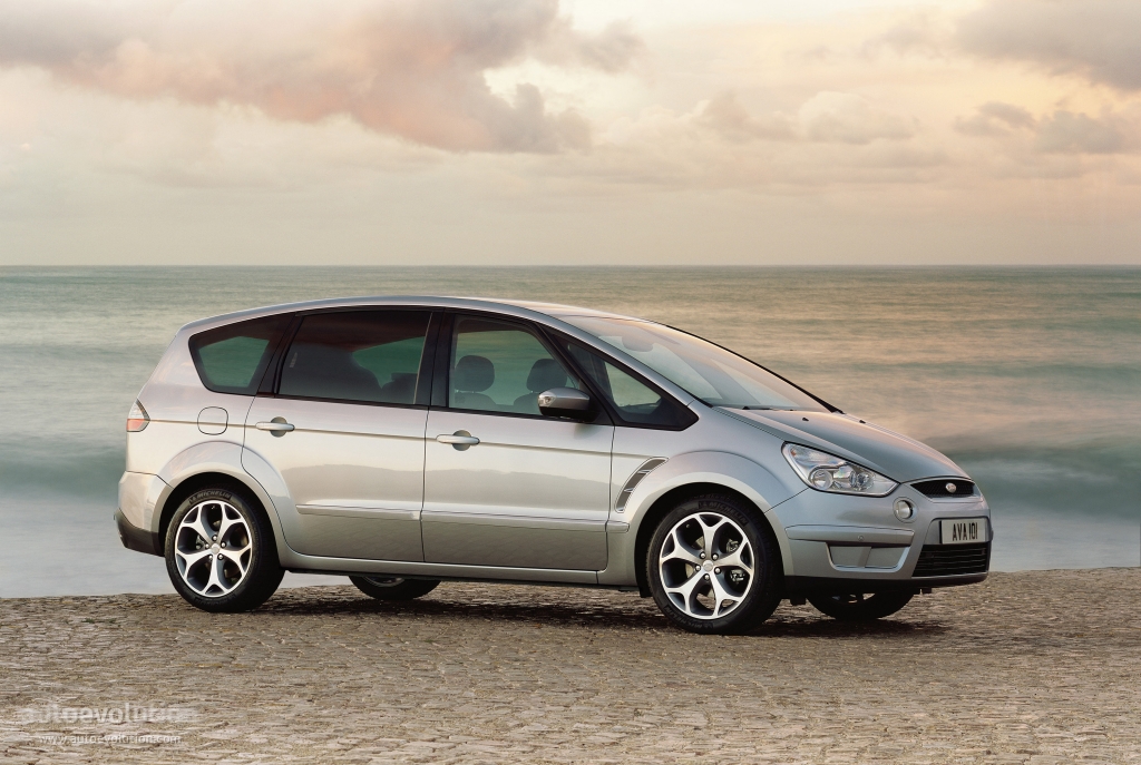 Ford S-Max photo 3