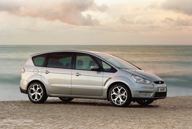 Ford S-Max photo 3