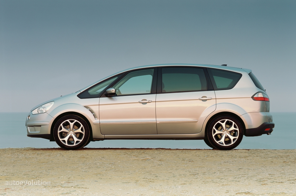 Ford S-Max photo 4