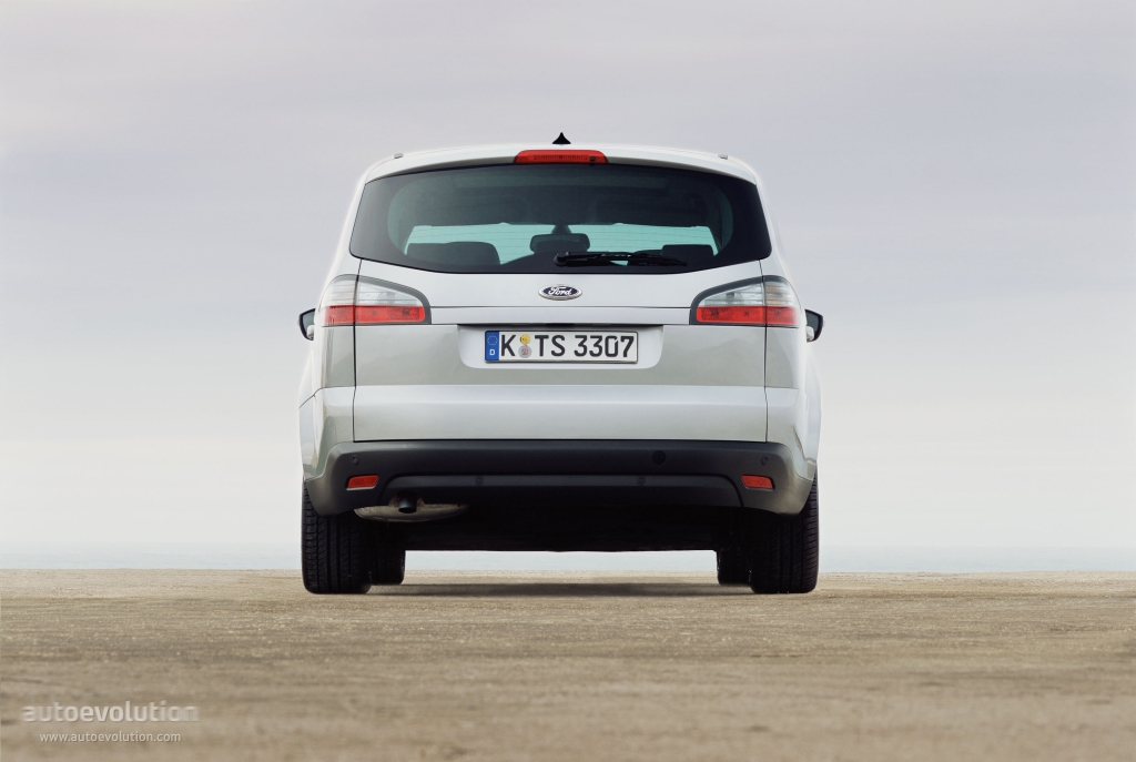 Ford S-Max photo 6