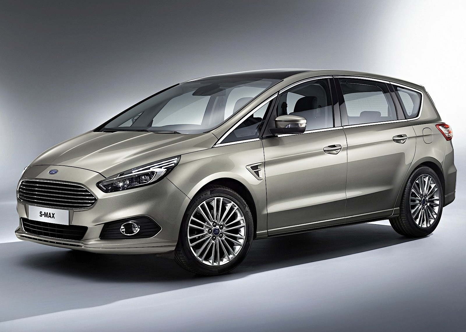 Ford S-Max photo 5