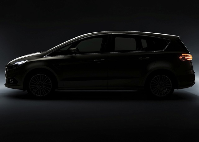 Ford S-Max photo 8