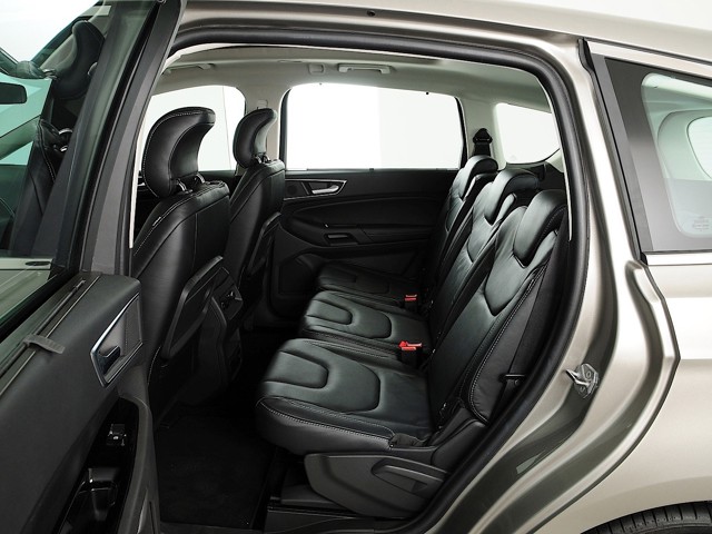 Ford S-Max photo 47